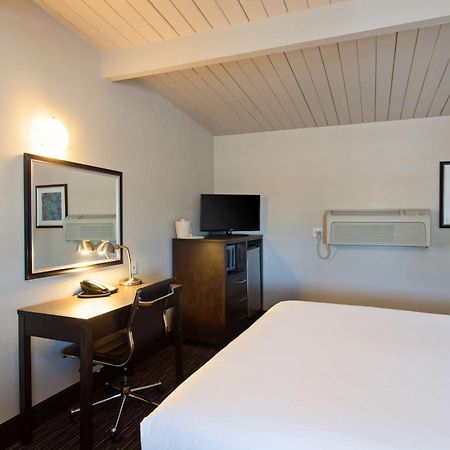 Days Inn By Wyndham Chowchilla Gateway To Yosemite Dış mekan fotoğraf